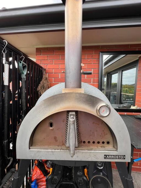 Modern Light Filled Home Near Beaches - Travel Agents 2