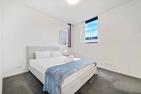 Modern Two Bed Apt In The Centre Of Erskenville - Cruises Travel 1