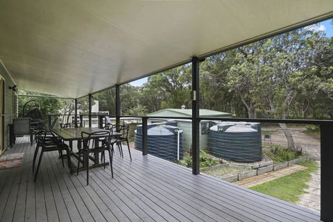 Moreton Island Retreat - Travel Search 1