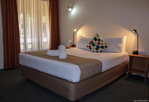 Motel Riverina - Travel Agents 2