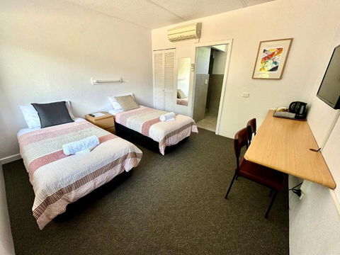Mount Beauty Motor Inn - Travel Search 3