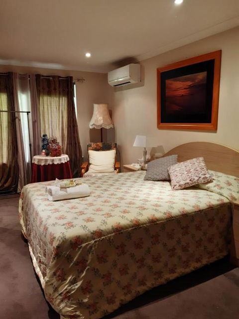 Mundaring Bed And Breakfast - Travel Agents 1