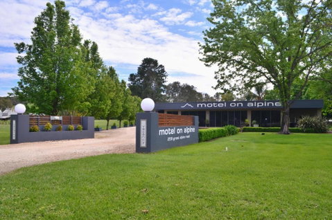 Myrtleford Motel On Alpine - Tourism Guide 1