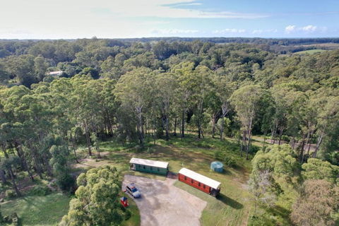 Nambucca Valley Train Carriages - Travel Search 3