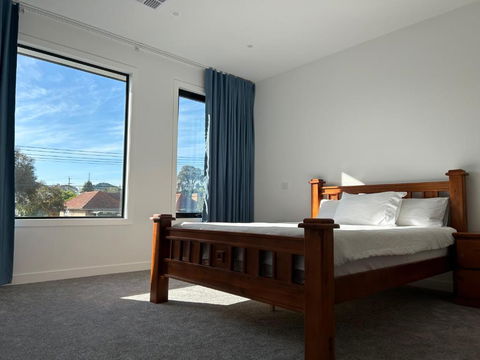 New 2-story House With 4 Bedrooms And 3 Shower Rooms - Travel Search 2