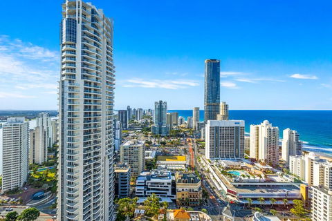 NEW Chevron Ocean Views Central Surfers. - Tourism Guide 3