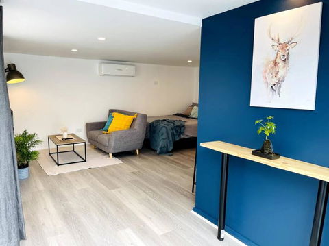 Newly Renovated Contemporary Private Studio Near Hobart CBD And Airport - Tourism Guide 2
