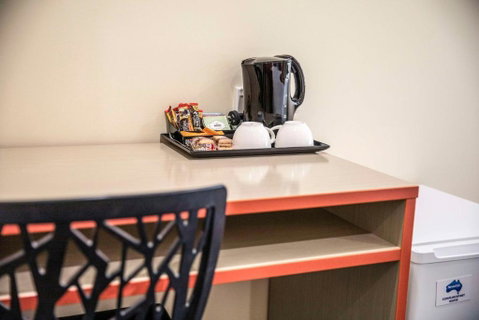 Nightcap At High Flyer Hotel - Tourism Guide 0