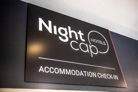 Nightcap At High Flyer Hotel - Tourism Guide 3