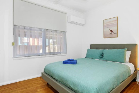 Nth Central 3BR - Split Systems Throughout & Wifi - Tourism Guide 1