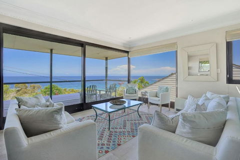 Newport Surf Break - Travel Search 1