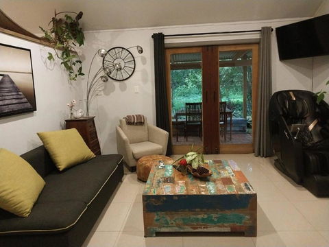 Oasis At Burringbar Waterfront Holiday - Tourism Guide 2