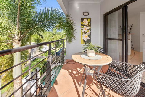 Oasis - Pool, Wifi & Free Parking - Tourism Guide 2