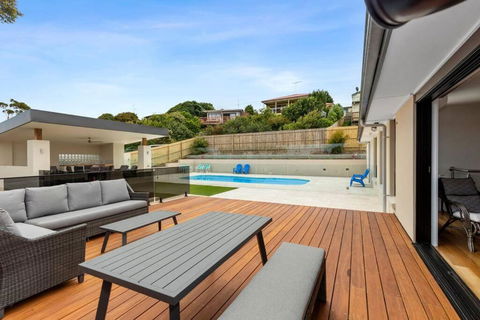 OASIS ON SUNSET - Tranquility Close To The Ocean - Travel Agents 2