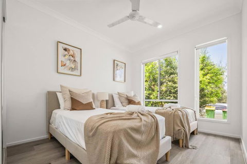 Oasis Retreat In Coomera - Travel Search 3