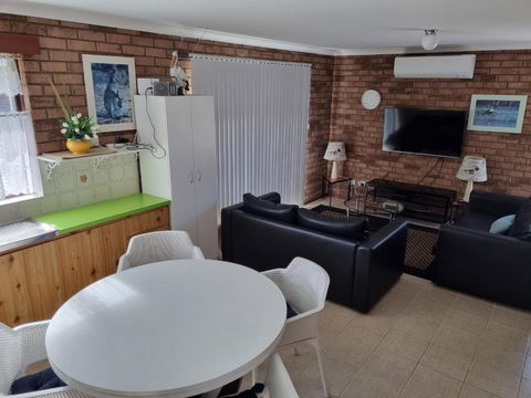 Ocean Beach Chalet 16 - Tourism Guide 3