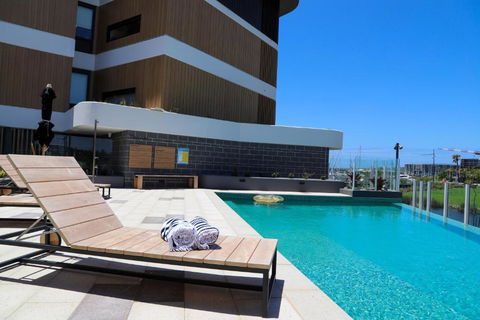 Ocean Breeze Shellharbour Marina - Tourism Guide 3