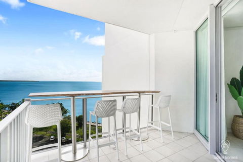 Ocean Views At Mantra Trilogy - Tourism Guide 1