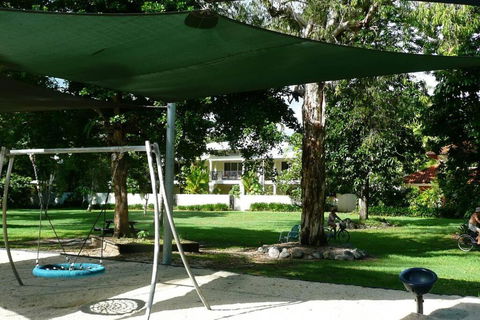 Oceanique - Absolute Beachfront Port Douglas - Tourism Guide 2