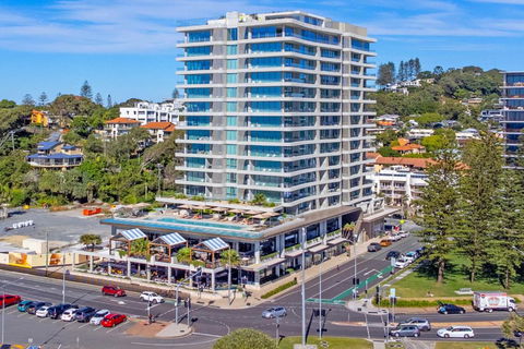 Oceanview 2BR 2BA In The Miles Residences Kirra - Tourism Guide 0