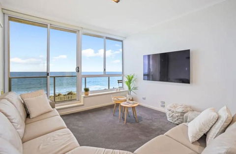 Oceanview Escape In Beachside Glenelg - Tourism Guide 1