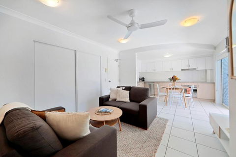 Ohana Vibe Bargara - Tourism Guide 3
