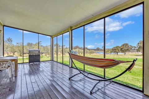 Olives And Vines At Majors Lane - Cruises Travel 0