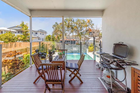 On Esplanade Own Flat & Pool, Manly Cafe Precinct - Cruises Travel 3