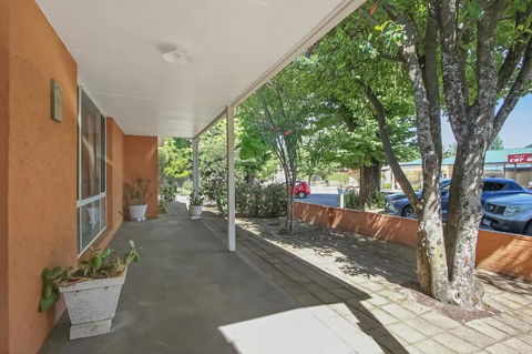 Onocay House Bright Victoria - Tourism Guide 2