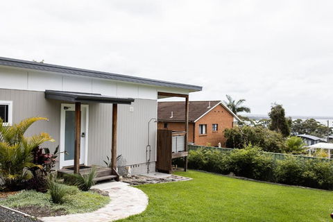 Orion Beach Cottage B - Jervis Bay - Tourism Guide 3