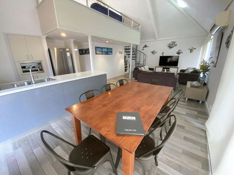 Osprey Holiday Village Unit 121 - Tourism Guide 0