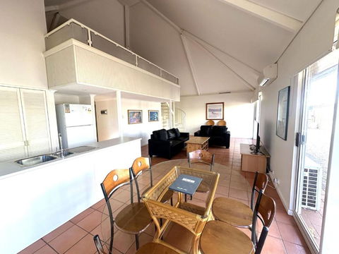Osprey Holiday Village Unit 123 - Tourism Guide 0