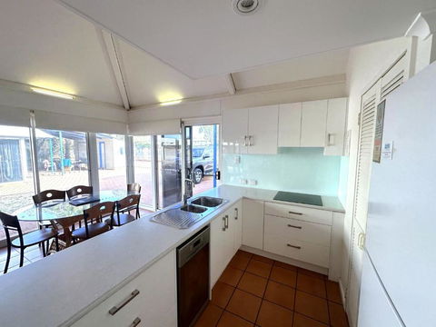 Osprey Holiday Village Unit 123 - Tourism Guide 2