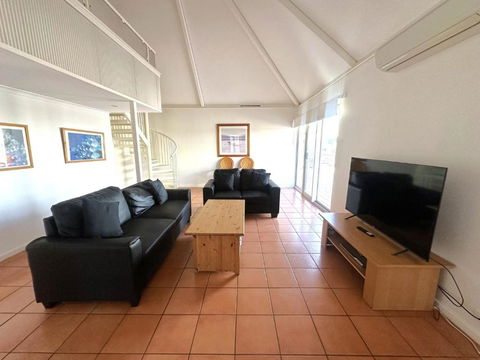 Osprey Holiday Village Unit 123 - Tourism Guide 3