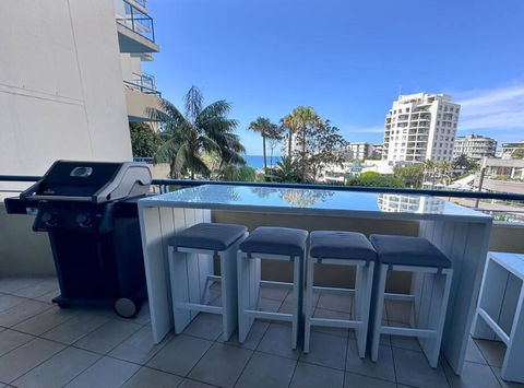 Ocean View Private Cronulla Apartment - Cruises Travel 3