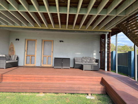 One Bedroom CBD Unit, Walk To Beaches & Cafes - Tourism Guide 2