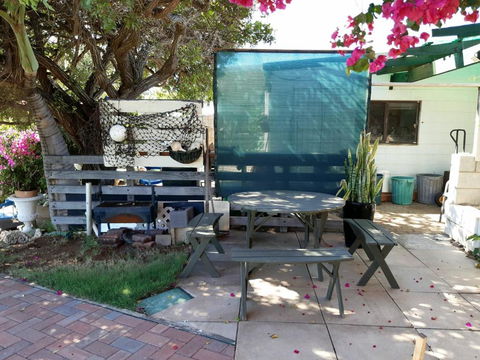 Pelican Point Waterfront Resort Formerly Carnarvon Beach Retreat - Travel Search 2