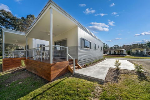 Painters Island Holiday Park - Travel Search 0