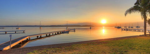 Paradise Palms Caravan Park - Travel Agents 0
