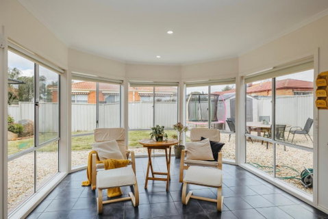 Parkside House By GoodLive - Tourism Guide 3