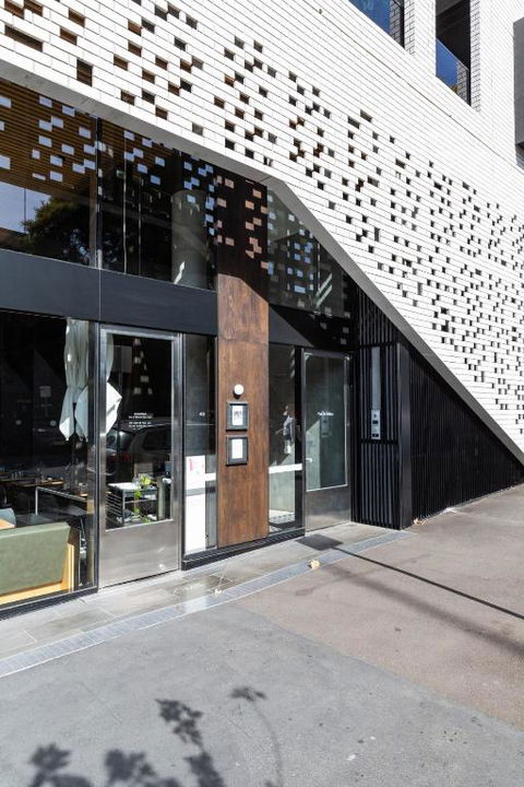 Penthouse Apartment Collingwood - Tourism Guide 3