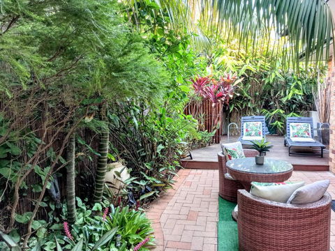 Palm Garden Villa-Apt With Tropical Courtyard At Cronulla Beach - Cruises Travel 3