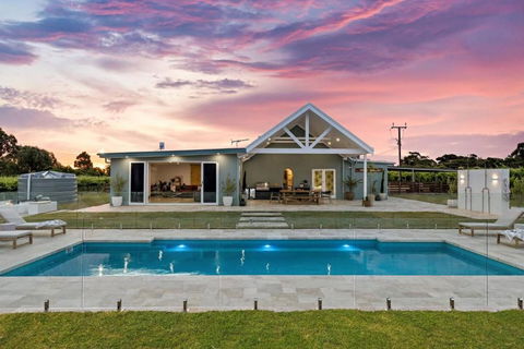 Pethick House - Travel Search 2