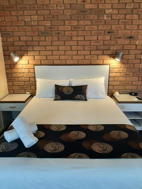 Peppermill Inn Motel - Tourism Guide 2