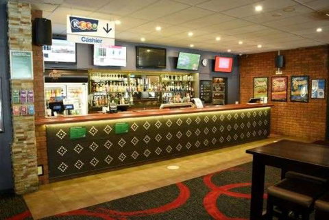 Peppermill Inn Motel - Tourism Guide 1