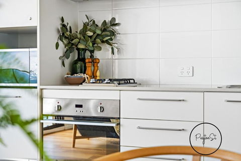 Perfect Penthouse - WiFi Included - Tourism Guide 2