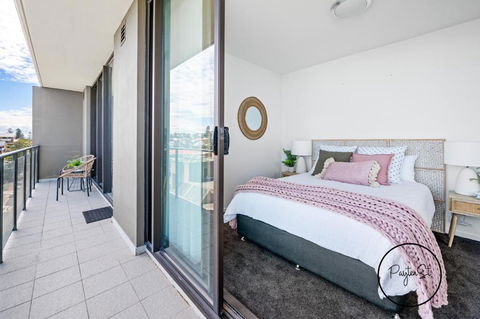 Perfect Penthouse - WiFi Included - Tourism Guide 0