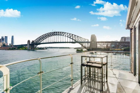 Phenomenal Harbour Bridge And Opera House Views! - Tourism Guide 0