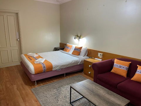 Philadelphia Motor Inn - Travel Agents 3