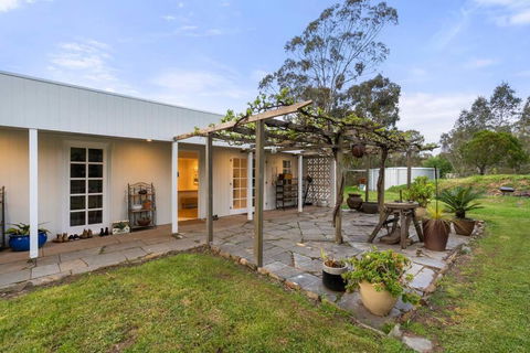 Piambong House - Travel Search 1